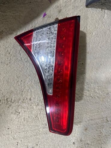 range rover stop: Kia k5 stop — 1