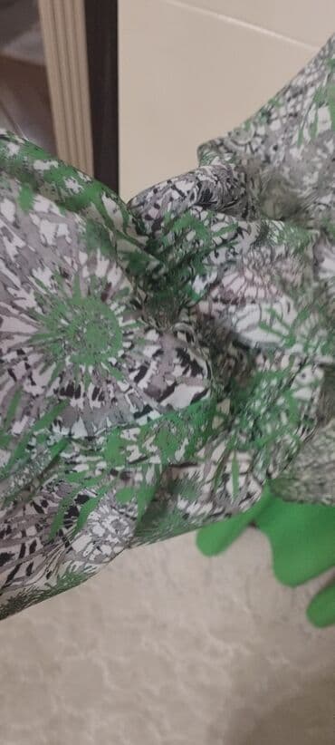 yupqa kofta: Kostum 42 razmer cemi 1 defe geyunilib hec bir defekti yoxdu 150 man — 5