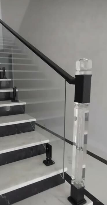 məhəccər: Şüşə məhəccər.150 azn den başlayan qiymətlər.vhatsap aktivdir — 1