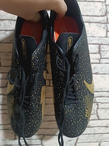ayaqqabı sport: Nike airzoom futbol ayaqqabisi 1defe islenilib.Dislidi 45 razmer — 1