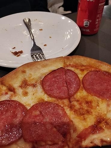 PERAŞkİ bişirən tələb olunur maaş 25 manat lalafo.az -da PERAŞkİ bişirən tələb olunur maaş 25 manat