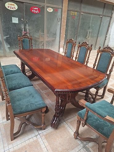 Qonaq otağı üçün, Yeni, Açılan, Oval masa, 8 stul