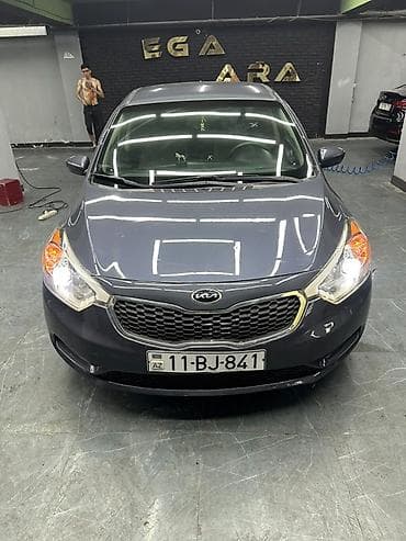 lider disk: Kia Cerato: 1.8 l | 2013 il Sedan — 1