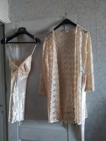 gece koynekleri: Tezedirler. Desmal naboruda, Gece geyim dəstləri de — 3