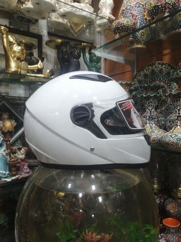 dəmirin qiyməti 2021: Moto Dəbilqələr Ag qarşı enli şüşəli 29azn Qırmızı Göy Qara Boz rəngli — 12