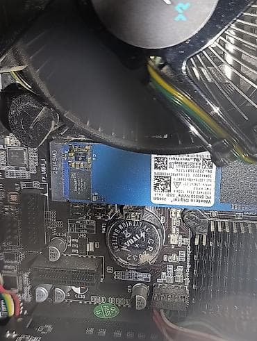 ipad mini 5 32gb: Masaüstü kompüter seti üstündə verilir: 1 mouse aula Gaming RGB — 6
