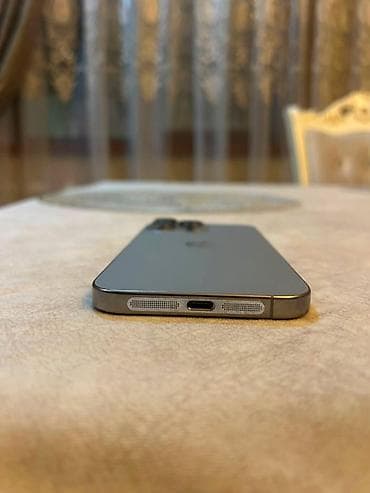 mini 7 ipad: IPhone 16 Pro Max, 256 GB, Natural Titanium, Face ID — 3