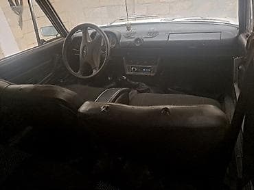 klas 6: VAZ (LADA) 2106: 1.6 l | 1995 il 132000 km Sedan — 6