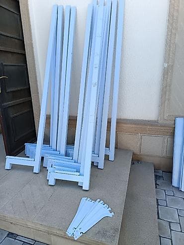 Mağaza avadanlığı: Çox az işlənib. Yeni kimidir. Bir dəstin hündürlüyü 2.1 m, eni isə 0.9 — 6