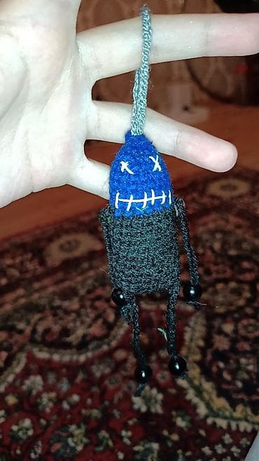 persol eynək: Əl işi amigurumi breloklar seti - Material: yumşaq iplik (pamuk/akril — 4