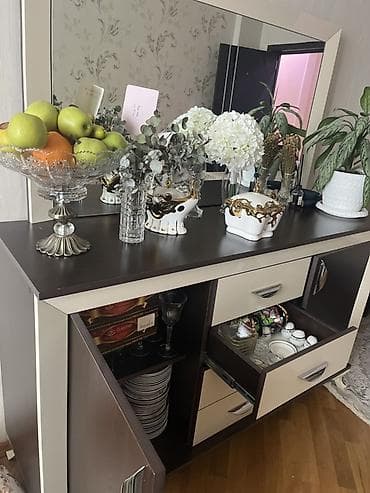 salon skafi: Geniş güzgülü bufet-konsol dəsti - Material: MDF/LDSP kombinasiya — 1