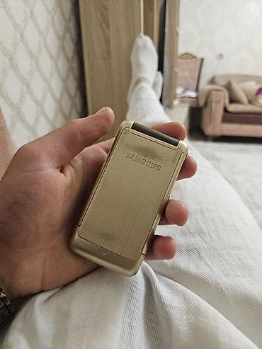 samsung pilisos: Samsung rəng - Qızılı, Düyməli — 4