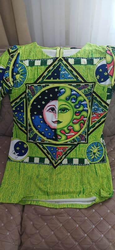 ikinci əl uşaq əşyaları: Ikinci əl geyimlər yaxşi vəziyətdə. yer biri 5 manat .ünvandan — 3