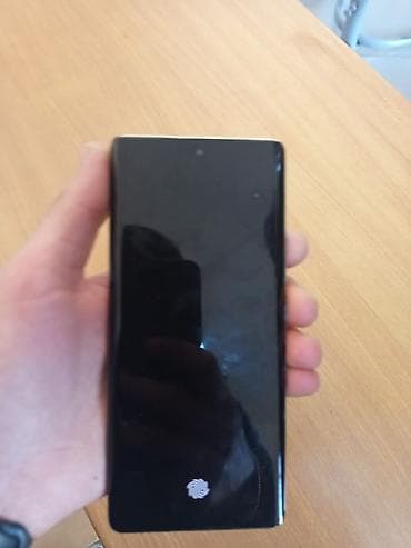 iphone 7 plas: Infinix Note 40 Pro, 256 GB, rəng - Yaşıl, Sensor, Simsiz şarj, Face ID — 1