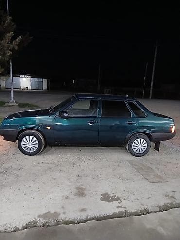 masin lada: Lada Samara sedan - Kuzov: 4 qapılı sedan, tünd yaşıl rəng - Nömrə — 3