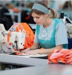 Ev personalı və təmizlik: Dərzi tələb olunur, 3-5 illik təcrübə, 6/1, Aylıq ödəniş — 1