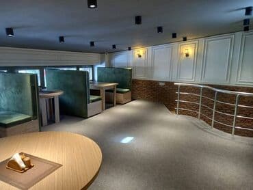 novxani restoranlar: 28 may metrosunun yaxınlığında,yerləşən,sahəsi 160 kv/m olan, obyekt — 7