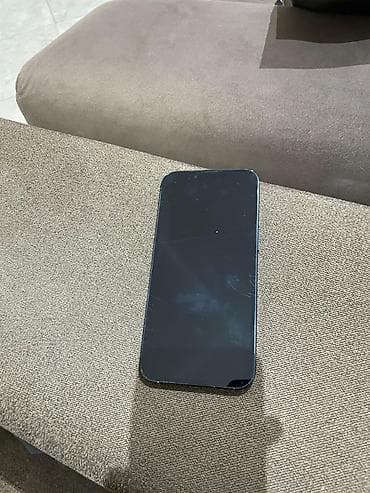 iphone 16 ikinci əl: IPhone 16e, 128 GB, Qara, Face ID — 3