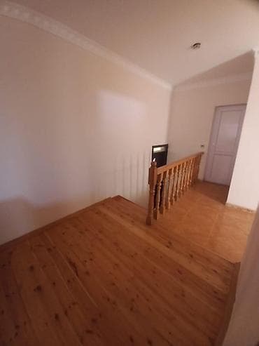 zığ həyət evi: Satılır: həyət evi/bağ evi - 2 mərtəbəli + mansardlı geniş ev — 8