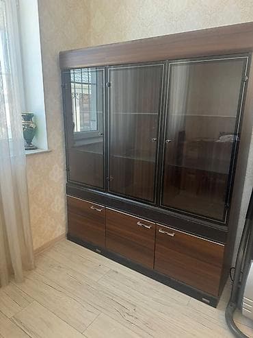 Kamod-250 Qorka-300 tv altı - 150 Qonaq otağı üçün möbel dəsti Alinib — 2