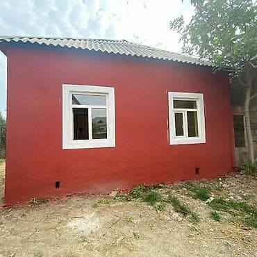Stansiya Sumqayıt qəsəbəsində 3 sotda 3 otaq qaz su ishiq kupcali