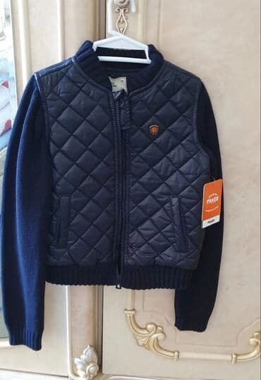 детская новая куртка: Godekce yenidir. Panco firmasi. 3-4yawa.qollar toxunma.ici astarli — 1