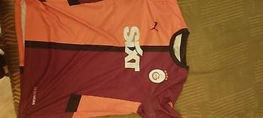 Futbolkalar: Futbolka, Adidas — 2