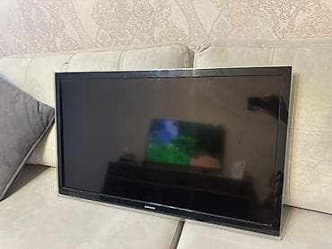 Samsung LED TV – UE32H4570AU (32")
Ekranda tek tuk leke var — 1