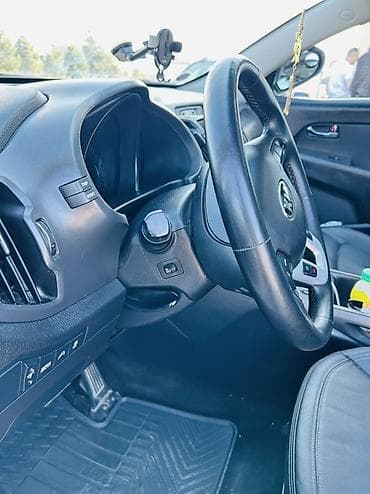 ea fc 26: Kia Sportage: 2 l | 2013 il Ofrouder/SUV — 1