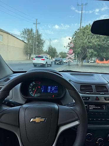 guzgu: Chevrolet Cobalt sedan - Kuzov: 4 qapılı sedan, tünd boz rəng - — 9