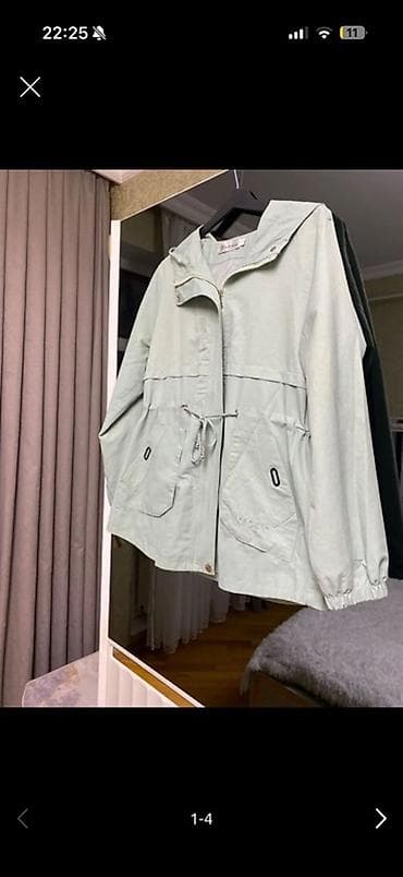 Nazik kurtka, payız yaz fesline uyğun. 42-44 razmere uyğun. Bir neçe — 1