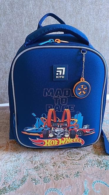 məktəb cantalar: Kite Ergo Kids məktəb çantası – Hot Wheels dizaynı - Rəng: tünd mavi — 1