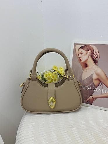 guess sumka: Qadın dəri çanta – elegan dizayn, gündəlik və xüsusi günlər üçün • — 3