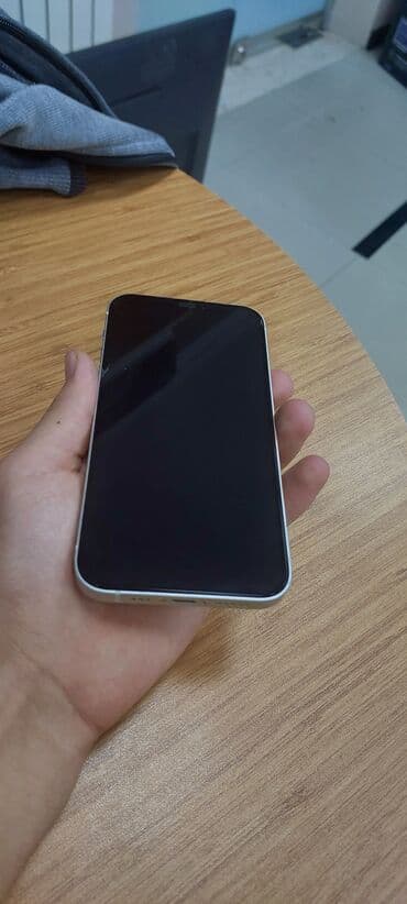 iphone 13 plus qiymeti: IPhone 11, 64 GB, Yaşıl, Face ID — 2