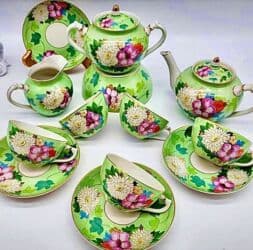 чайный сервиз: Чайный набор — 19