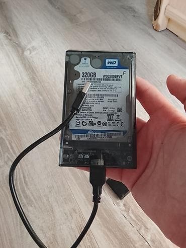 kitab alan: Sony PlayStation 2 Slim (PS2 Slim) oyun konsolu - Model: SCPH-7xxxx — 9