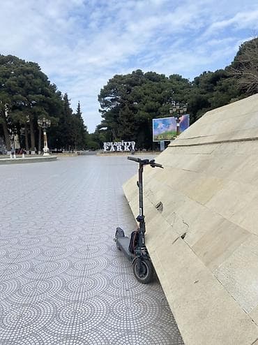 scooter icaresi: İşlənmiş Elektrik samokat 10", > 1000 Vt, 16 - 25 km/s, Ödənişli çatdırılma — 3
