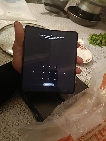 kran kamera: Samsung Galaxy Z Fold 4, rəng - Qara, Qırıq — 6