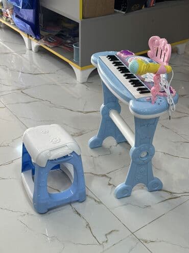 Uşaq sinetezator oyuncağ