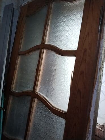 Döşəmə: Şüşəli taxta otaq/qapı - Material: təbii ağac (taxta karkas) - — 1