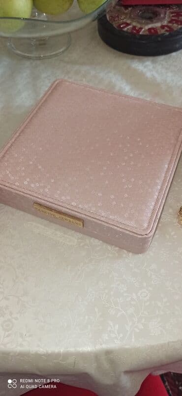 Kulonlar: Aksesuar .Yenidirtəzə alınıb istifadə olunmayıb ustunde sırğa — 5