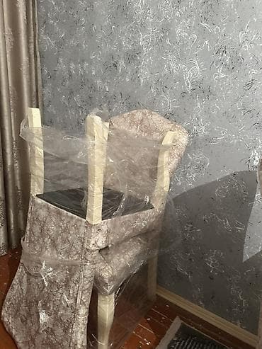 salon mallar: Qonaq otağı üçün, Yeni, Açılmayan, Dördbucaq masa, 6 stul — 4