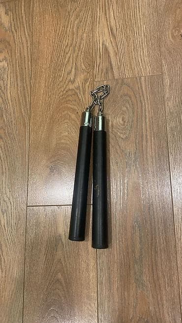 Setkalar: Zəncirli nunçaku - Material: iki ədəd bərk plastik/kompozit gövdə — 2
