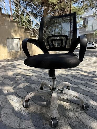 dolap ofis: Erqonomik ofis kreslosu – qara rəng Yenidir cox az isdenib. Matrial — 2