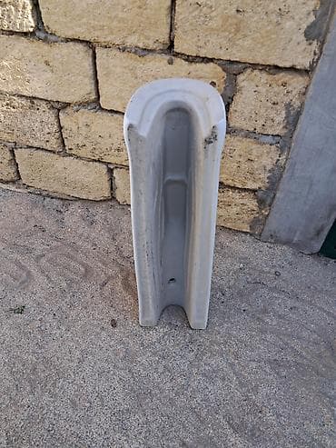 tülpan buket: İşlənmiş Çanaq, Keramika, Ünvandan götürmə — 3