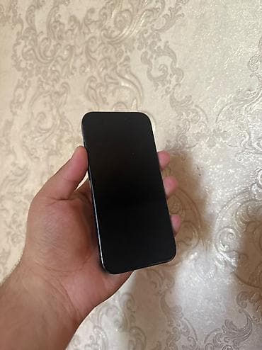 hp 15: IPhone 15 Pro, 128 GB — 2
