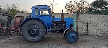 traktor teker: Mavi rəngli təkərli traktor Texniki xüsusiyyətlər və təyinat: - Ön və — 5