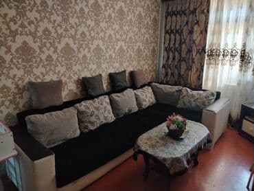 paxlava altlığı: İşlənmiş, Düz TV altlığı, Polkasız, Laminat — 3