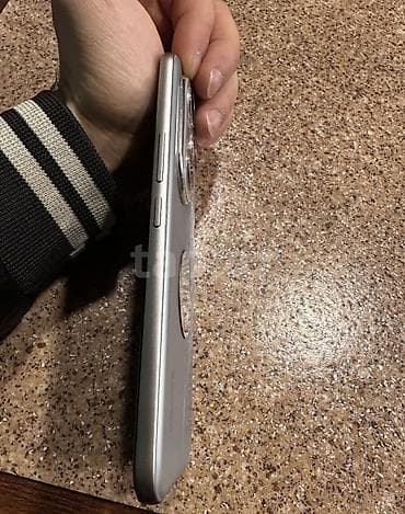 printer rengleri satisi: Honor 400 Pro, 512 GB, rəng - Gümüşü, Qırıq — 3