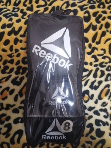 бокс: Reebok boks əlcəkləri – 8 oz - Rəng: qara, ağ Reebok loqosu - — 1